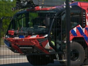 bkg9f8ulnue Truck Crash